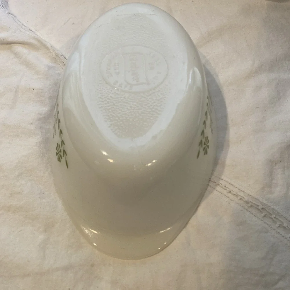 Vintage Glasbake Casserole Dish J235 1 QT Green Daisy Milk Glass Oval